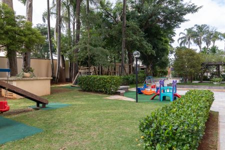 Apartamento para alugar com 124m², 3 quartos e 3 vagas Apartamento para alugar com 124m², 3 quartos e 3 vagasÁrea comum - Playground