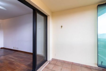 Apartamento para alugar com 124m², 3 quartos e 3 vagas Apartamento para alugar com 124m², 3 quartos e 3 vagasVaranda da Sala