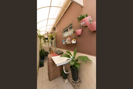 Casa de condomínio à venda com 70m², 2 quartos e 1 vaga Casa de condomínio à venda com 70m², 2 quartos e 1 vagaÁrea de Serviço