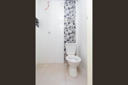 Apartamento à venda com 43m², 2 quartos e sem vaga Apartamento à venda com 43m², 2 quartos e sem vagaBanheiro