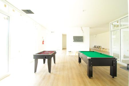 Apartamento à venda com 70m², 2 quartos e 2 vagas Apartamento à venda com 70m², 2 quartos e 2 vagasSalão de jogos