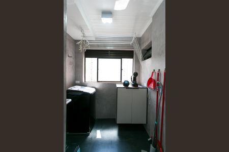 Apartamento à venda com 74m², 3 quartos e 1 vagaÁrea de Serviço