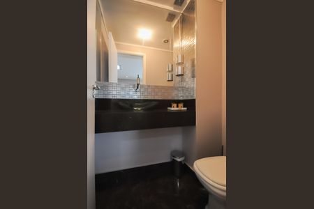 Apartamento à venda com 123m², 3 quartos e 2 vagas Apartamento à venda com 123m², 3 quartos e 2 vagasLavabo