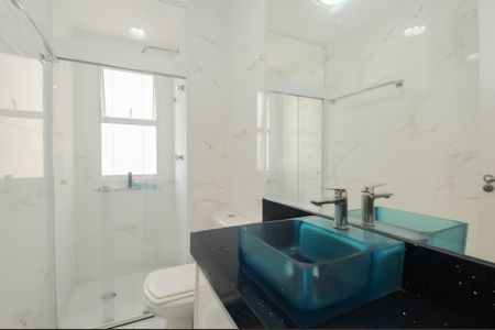 Apartamento à venda com 123m², 3 quartos e 2 vagas Apartamento à venda com 123m², 3 quartos e 2 vagasBanheiro Social