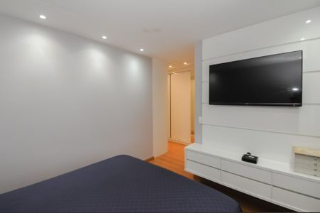 Apartamento à venda com 123m², 3 quartos e 2 vagas Apartamento à venda com 123m², 3 quartos e 2 vagasQuarto 1 ( Suíte )