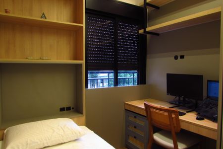 Apartamento à venda com 77m², 2 quartos e 2 vagasQuarto solteiro - office