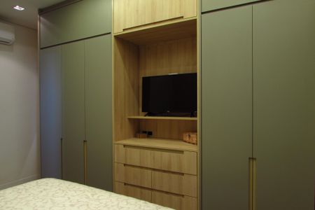 Apartamento à venda com 77m², 2 quartos e 2 vagasSuíte