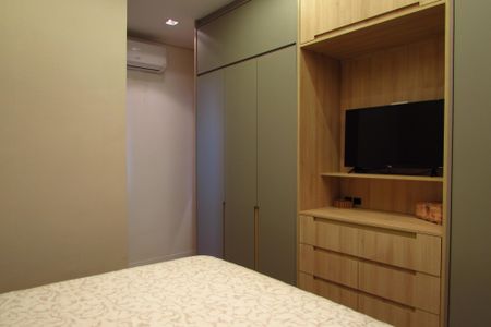 Apartamento à venda com 77m², 2 quartos e 2 vagasSuíte