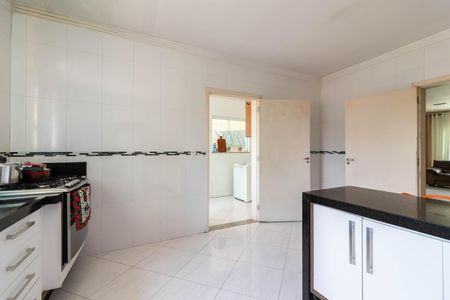 Casa à venda com 177m², 3 quartos e 6 vagasCozinha