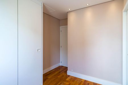 Apartamento à venda com 118m², 3 quartos e 2 vagasQuarto 2