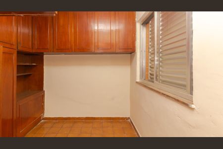 Casa à venda com 200m², 2 quartos e 1 vaga Casa à venda com 200m², 2 quartos e 1 vagaQuarto