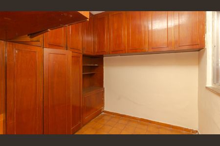 Casa à venda com 200m², 2 quartos e 1 vaga Casa à venda com 200m², 2 quartos e 1 vagaQuarto