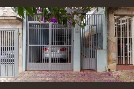 Casa à venda com 200m², 2 quartos e 1 vaga Casa à venda com 200m², 2 quartos e 1 vagafachada