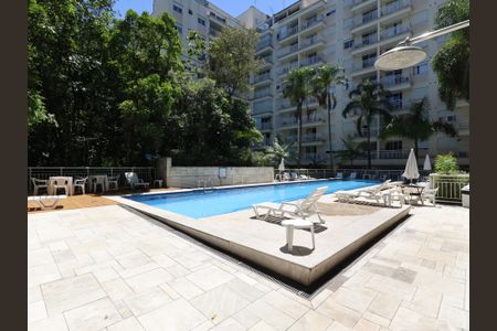 Apartamento à venda com 66m², 1 quarto e 1 vagaÁrea comum - Piscina