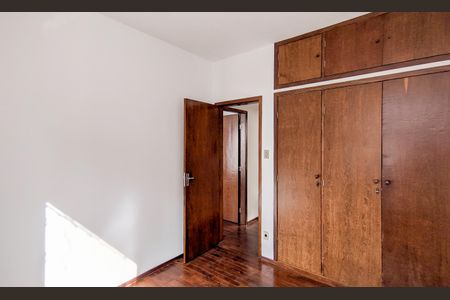 Apartamento à venda com 104m², 3 quartos e 1 vagaQuarto 2