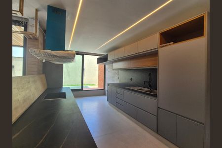 Casa de condomínio à venda com 400m², 4 quartos e 6 vagasCozinha