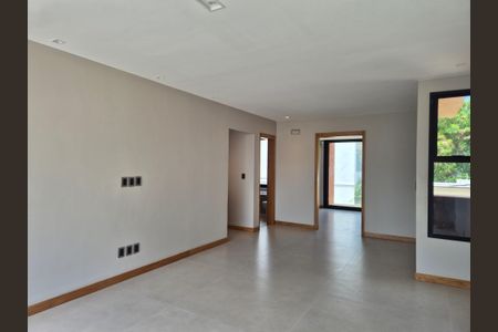 Casa de condomínio à venda com 400m², 4 quartos e 6 vagasSuíte 2