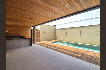 Casa de condomínio à venda com 400m², 4 quartos e 6 vagasÁrea Gourmet