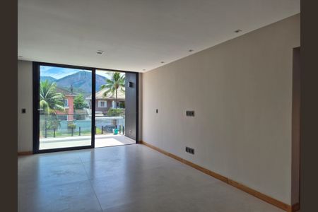 Casa de condomínio à venda com 400m², 4 quartos e 6 vagasSuíte 2