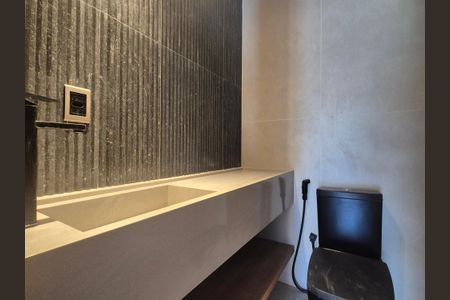 Casa de condomínio à venda com 400m², 4 quartos e 6 vagasLavabo Sala