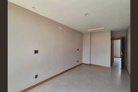 Casa de condomínio à venda com 400m², 4 quartos e 6 vagasSuíte 3