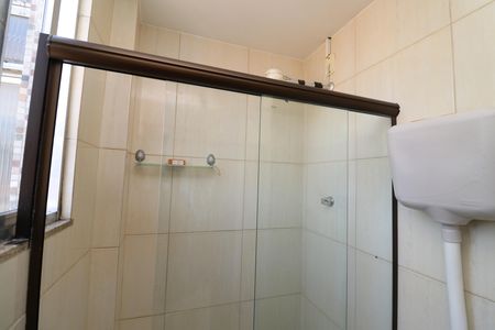 Apartamento à venda com 75m², 2 quartos e 1 vagaBanheiro de serviço