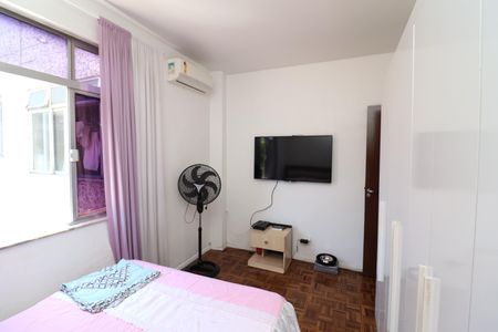 Apartamento à venda com 75m², 2 quartos e 1 vagaQuarto 2
