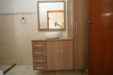 Casa à venda com 110m², 3 quartos e sem vagaBanheiro da Suíte