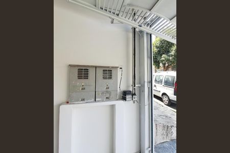 Casa à venda com 98m², 1 quarto e 2 vagas Casa à venda com 98m², 1 quarto e 2 vagasGaragem