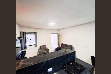 Casa à venda com 98m², 1 quarto e 2 vagas Casa à venda com 98m², 1 quarto e 2 vagasSala/Cozinha