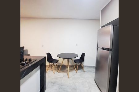 Casa à venda com 98m², 1 quarto e 2 vagas Casa à venda com 98m², 1 quarto e 2 vagasSala/Cozinha