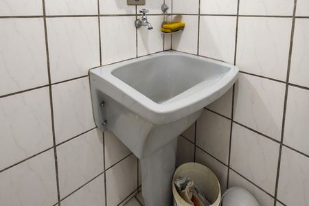 Studio para alugar com 32m², 0 quarto e 1 vaga Studio para alugar com 32m², 0 quarto e 1 vagaBanheiro / Área de Serviço