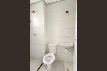 Apartamento para alugar com 28m², 1 quarto e sem vaga Apartamento para alugar com 28m², 1 quarto e sem vagaBanheiro