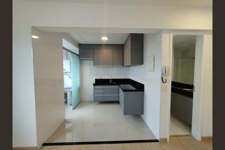 Apartamento para alugar com 36m², 1 quarto e 1 vaga Apartamento para alugar com 36m², 1 quarto e 1 vagaCozinha - Armários