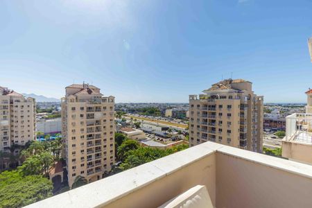 Apartamento à venda com 146m², 2 quartos e 2 vagas Apartamento à venda com 146m², 2 quartos e 2 vagasVis