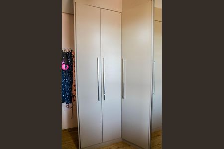 Apartamento para alugar com 74m², 3 quartos e 2 vagasQuarto 2