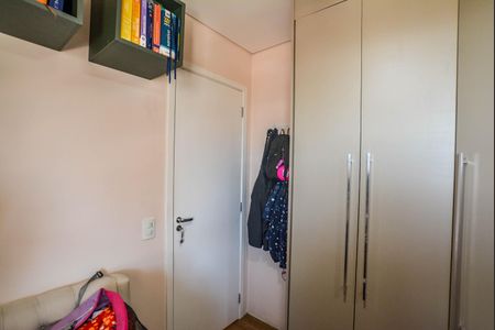 Apartamento para alugar com 74m², 3 quartos e 2 vagasQuarto 2