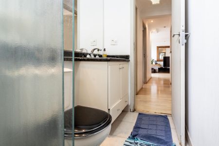 Apartamento para alugar com 93m², 3 quartos e 2 vagasBanheiro do Corredor