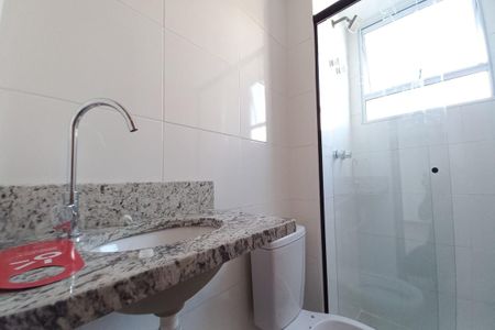 Apartamento à venda com 44m², 2 quartos e 1 vaga Apartamento à venda com 44m², 2 quartos e 1 vagaBanheiro