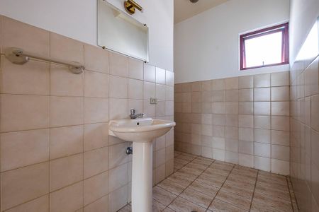 Casa à venda com 600m², 3 quartos e 10 vagasBanheiro