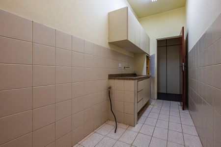 Casa à venda com 600m², 3 quartos e 10 vagasEdícula - Cozinha