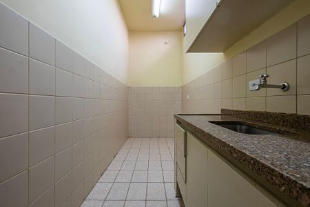 Casa à venda com 600m², 3 quartos e 10 vagasEdícula - Cozinha