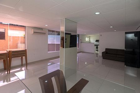 Apartamento à venda com 65m², 3 quartos e 2 vagasÁrea comum - Salão de festas