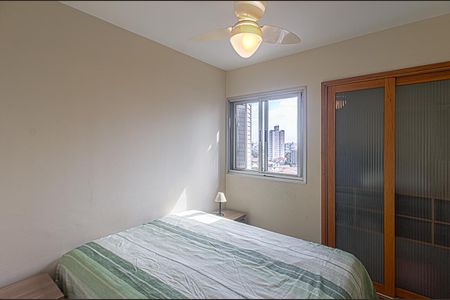 Apartamento à venda com 65m², 3 quartos e 2 vagasQuarto 2