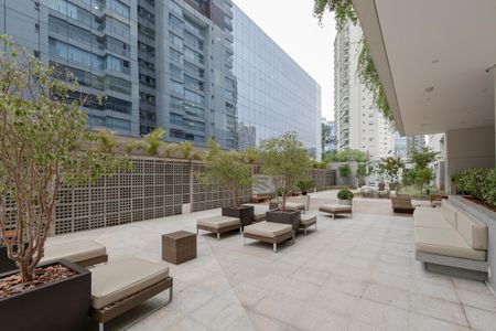 Apartamento à venda com 250m², 4 quartos e 4 vagas Apartamento à venda com 250m², 4 quartos e 4 vagasÁrea Comum