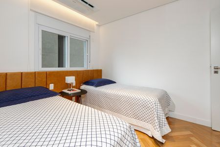 Apartamento à venda com 250m², 4 quartos e 4 vagas Apartamento à venda com 250m², 4 quartos e 4 vagasSuíte 2