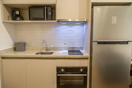 Apartamento à venda com 28m², 1 quarto e sem vaga Apartamento à venda com 28m², 1 quarto e sem vagaStudio