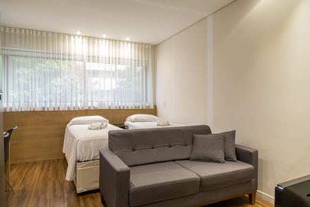 Apartamento à venda com 28m², 1 quarto e sem vaga Apartamento à venda com 28m², 1 quarto e sem vagaStudio