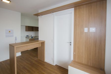 Sala de apartamento à venda com 2 quartos, 42m² em Campo Belo, São Paulo