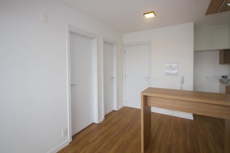 Sala de apartamento à venda com 2 quartos, 42m² em Campo Belo, São Paulo